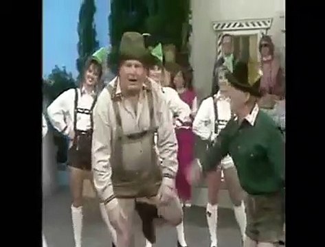 benny Hill e il ballo tirolese | benny Hill show