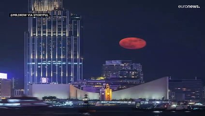 شاهد: الرابع والأخير في 2023.. "قمر الحصاد" العملاق يتألق في سماء هونغ كونغ