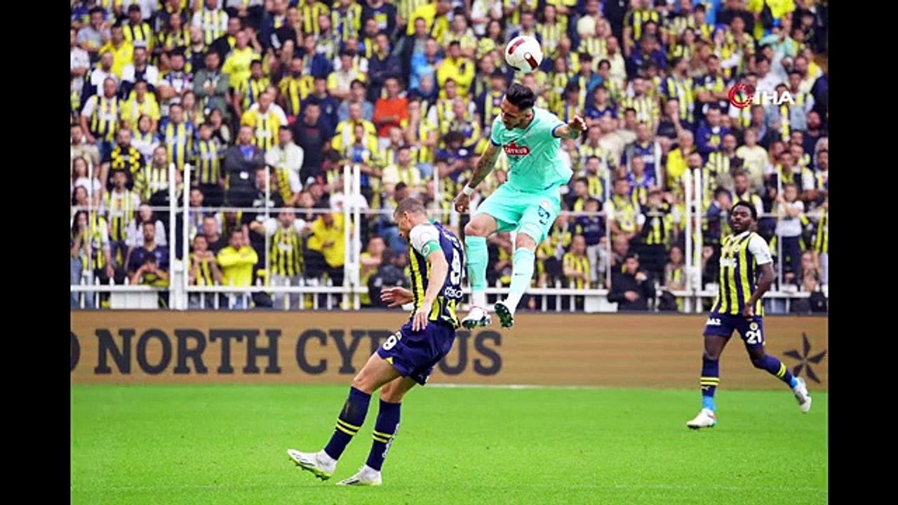 Fenerbahçe - Ç. Résumé du match Rizespor ! (VIDÉO) Fenerbahçe – Ç. Regardez le résumé du match Rizespor ! Qui a marqué les buts, combien de fois le match s'est-il terminé ?