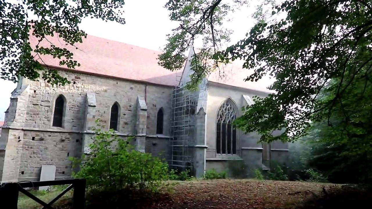 IMG_0383 Epinac (71), prieuré du Val Saint-Benoît Monastère de Bethléem (13è) CLIP