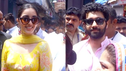 Gadar 2 Actors Utkarsh Sharma & Simratt Kaur At Lalbaugcha Raja