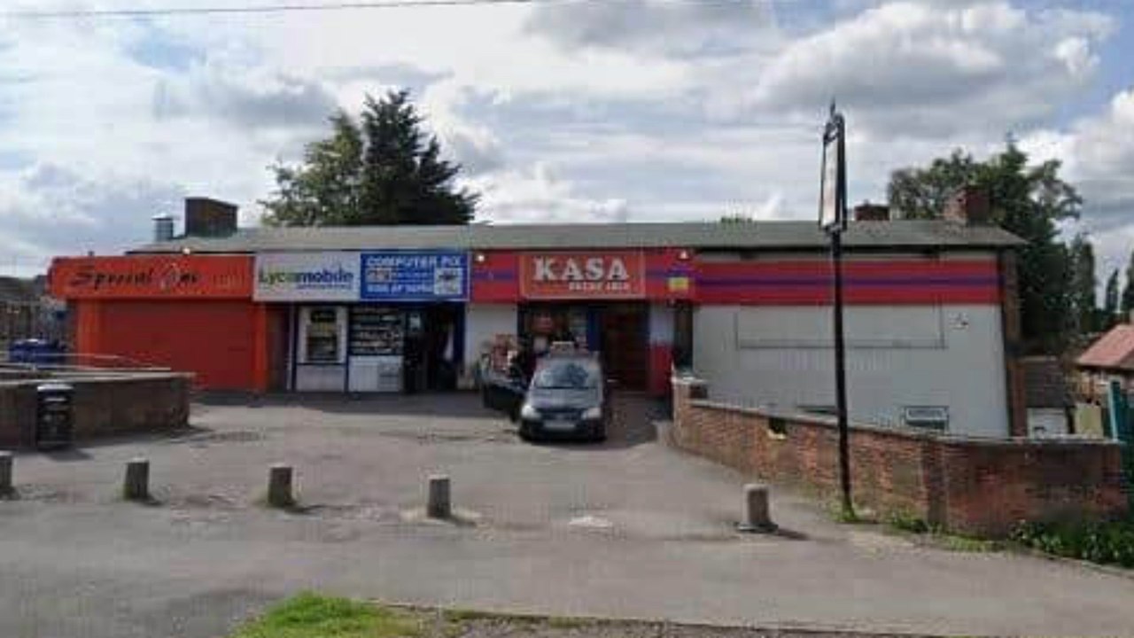 Leeds headlines 25 September: Police appeal following Belle Isle assault