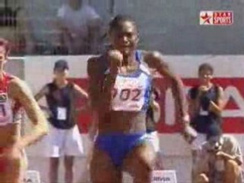 Athlétisme sprint 100m Muriel Hurtis 10 96 saison 2002