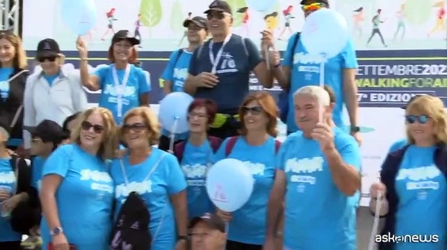 Fitwalking for AIL, in mille per la settima camminata solidale