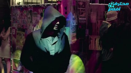 بيدخلوه السجن ظلم وبيرموه بالعربيه من فوق الكوبرى بس ميعرفوش ان اخوه التوأم هيرجع من السفر وينتقم