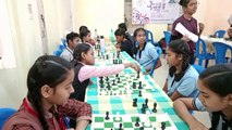 Video Story : शतरंज में स्कूली बच्चों ने चली चाल, 750 विद्यार्थियों ने 16 खेल विधाओं में दिखाई अपनी प्रतिभा