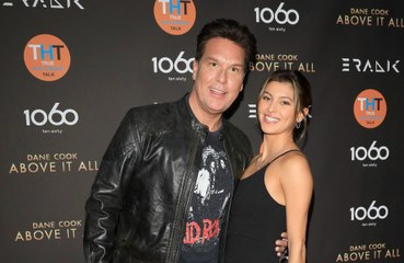 Dane Cook and Kelsi Taylor have got married.