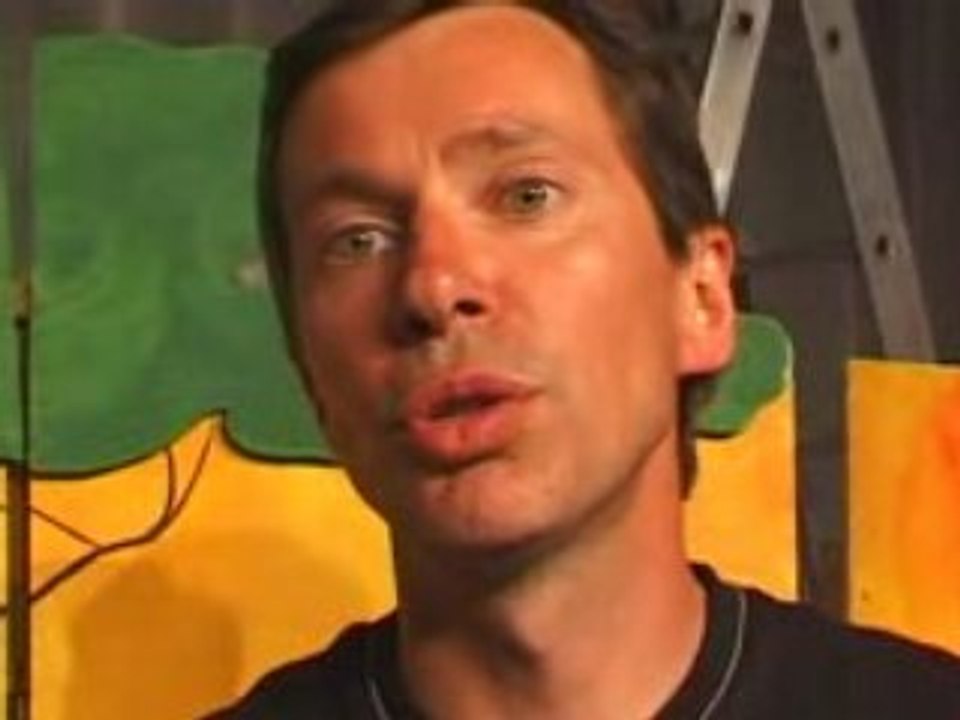 Philibert est ventriloque