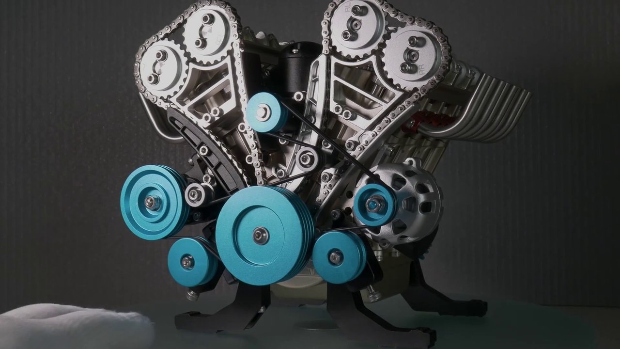 Building a V8 Engine Model Kit. Assembling and Starting the V8 Engine
