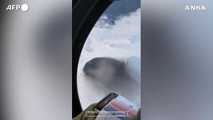 Cile, l'esercito sorvola il vulcano Villarrica: si teme un'eruzione