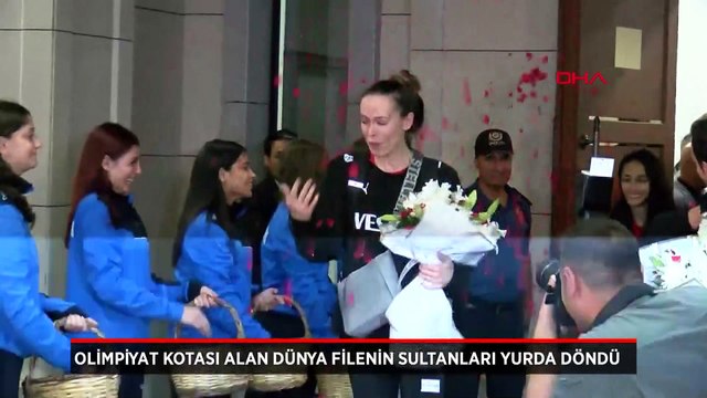 2024 Paris Olimpiyatları vizesi alan Filenin Sultanları, Türkiye’ye döndü