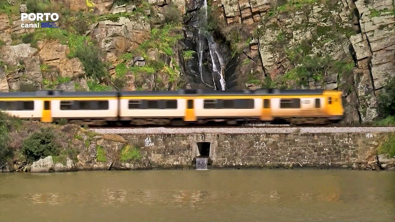 Galamba garante que não há corte no investimento da ferrovia, mas um "atraso na execução"