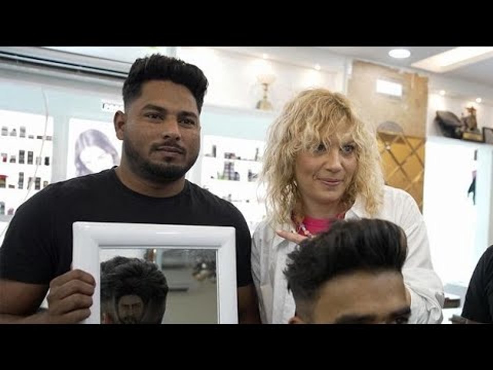 Ambre coiffure, le salon voyageur (France 5) : Ambre Dupont, de La Nouvelle Star à coiffeuse-globe