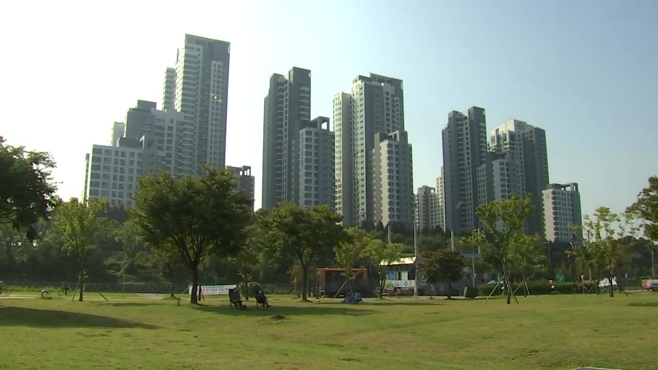 [날씨] 곳곳 가을비, 낮에도 서늘...추석 연휴 쾌청한 가을 / YTN