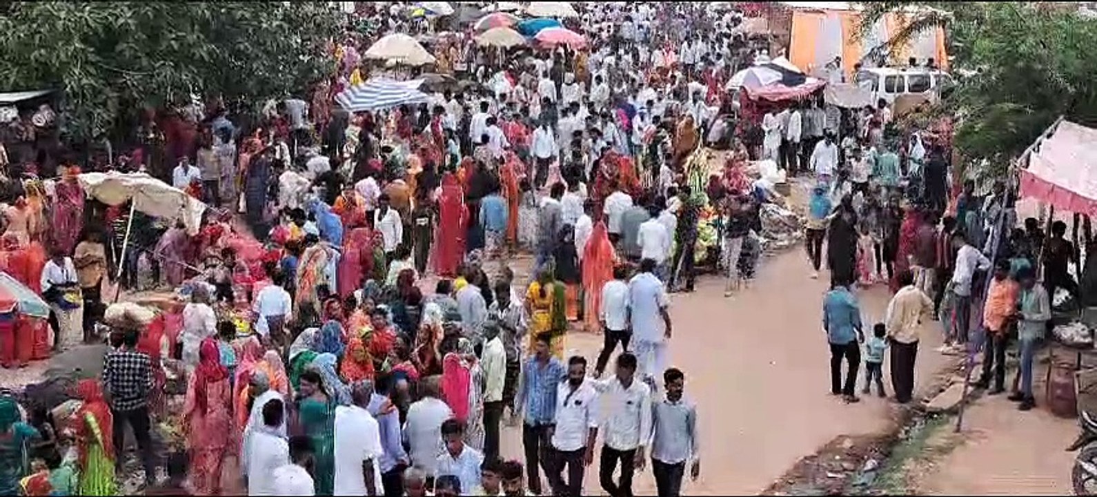 खरनाल में उमड़ा आस्था का सैलाब, लाखों श्रद्धालुओं ने किए तेजाजी के दर्शन