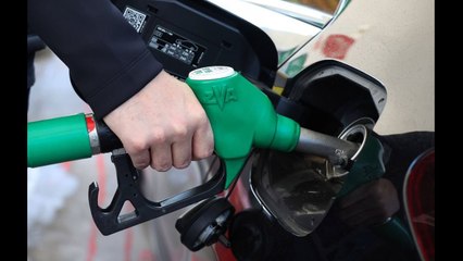 VIDEO: Borne reçoit les distributeurs sur la vente à prix coûtant des carburants