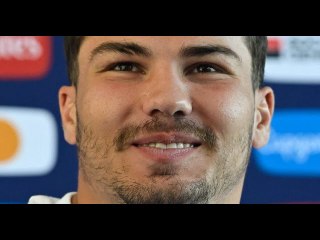 VIDEO: Antoine Dupont opéré de la mâchoire à Toulouse : cette demande insolite qu'il a eue à l'hôpit