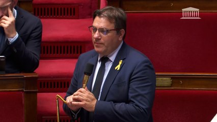 « Une mère au foyer est peut-être mieux à la maison » : un député RN tancé après ses propos à l’Assemblée