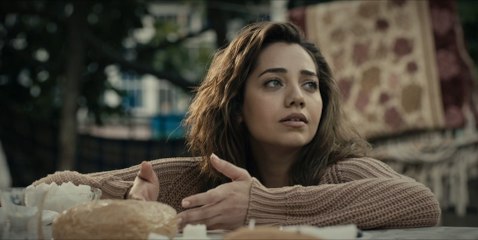 1. Bölüm Özge Özacar Sahneleri | Seyyar