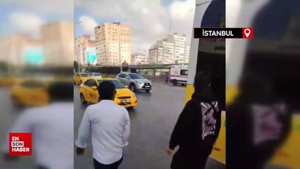 İstanbul'da E-5’te boğazına bıçak dayadı, trafiği birbirine kattı