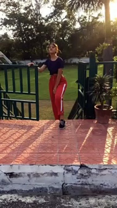 MKN Reels (Tanu Rawat) - Machayenge