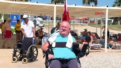 La plage accessible de la municipalité métropolitaine d'Antalya est l'une des préférées des touristes handicapés