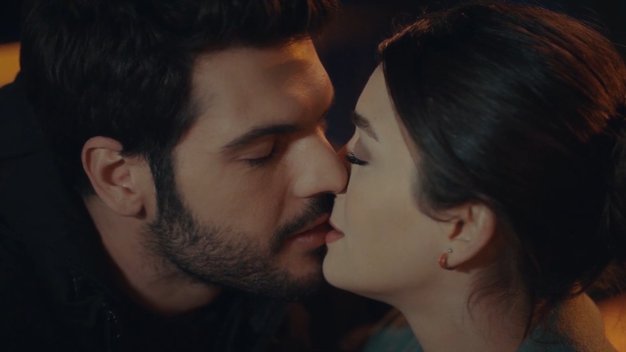 ¿Quieres casarte conmigo? | Sol Yanım - Mi Lado İzquierdo