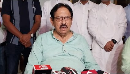 আন্দোলনরত শিক্ষকদের বলব অধৈর্য না হতে, মুখ্যমন্ত্রী সংবেদনশীল!: বিমান ব্যানার্জি| Oneindia Bengali