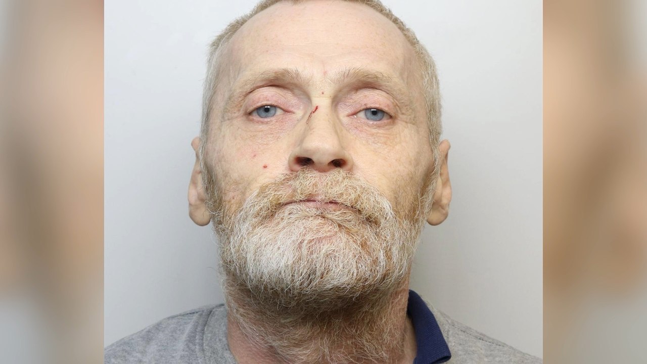 Leeds headlines 26 September: Man jailed for carrying ‘offensive ...