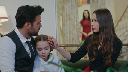 Hicran Is Saving Melek's Life! | Hicran (English Subtitles)