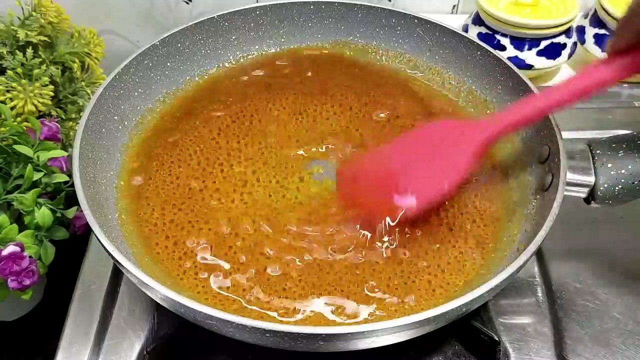 एक कप बेसन और घर मे रखे सामान से बनाएं बेसन की इतनी ...स्ट रेसिपी जिसे बच्चे और बड़े मजे से खाएगे