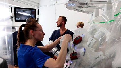 Nowoczesny robot Da Vinci będzie operował pacjentów szpitala w Lesznie