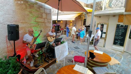 1H2M - Wonderful Life (Black)