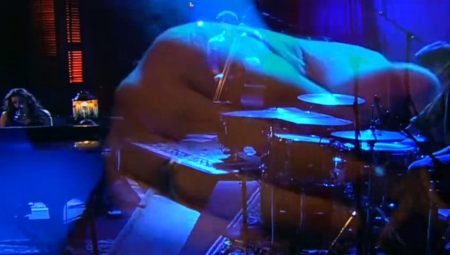 NORAH JONES — Seven Years – (L. Alexander) ● 【from NORAH JONES: Live In New Orleans】 •August 24, 2002•