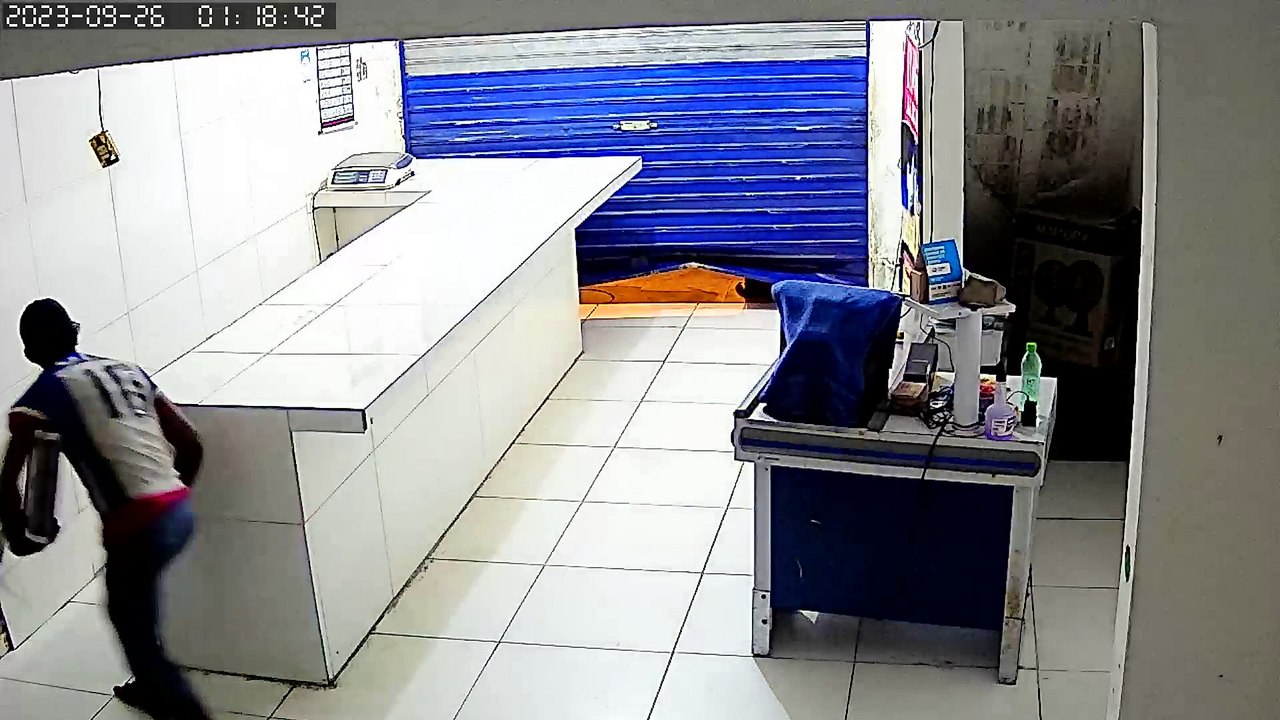 Criminosos invadem e assaltam avícola na Ponta da Terra