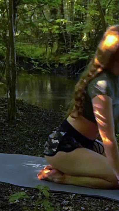 yoga [BY THE RIVER]