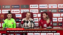 A Milli Kadın Futbol Takımı Teknik Direktörü Necla Güngör Kıragası: Seyirci rekorunu Elazığ'da kırdık