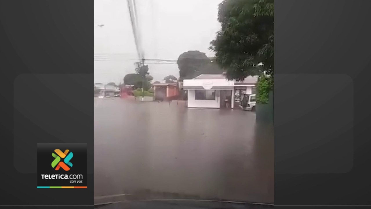 btn7-videos--Lluvias-de-las-últimas-horas-provocan-múltiples-incidentes-260923