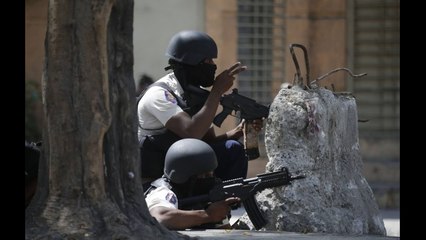 VIDEO: Des hommes lourdement armés attaquent un hôpital universitaire en Haïti
