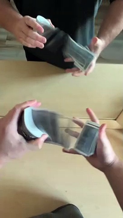 Playing Card Magic | Magic Tricks | Magic Bucket | Gianni Palumbo Magic Tricks #magician #cardmagic