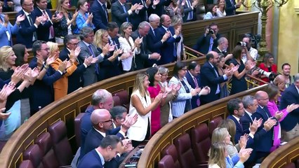 Feijóo responde a los grupos en su investidura y lamenta que Sánchez no intervenga