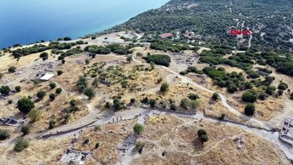 Des récipients vieux de 1 800 ans ont été découverts dans les ruines d'Assos