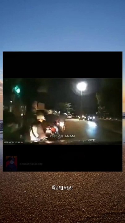 Ngertikan apa yang terjadi...?, tambah kacau dah hahaha