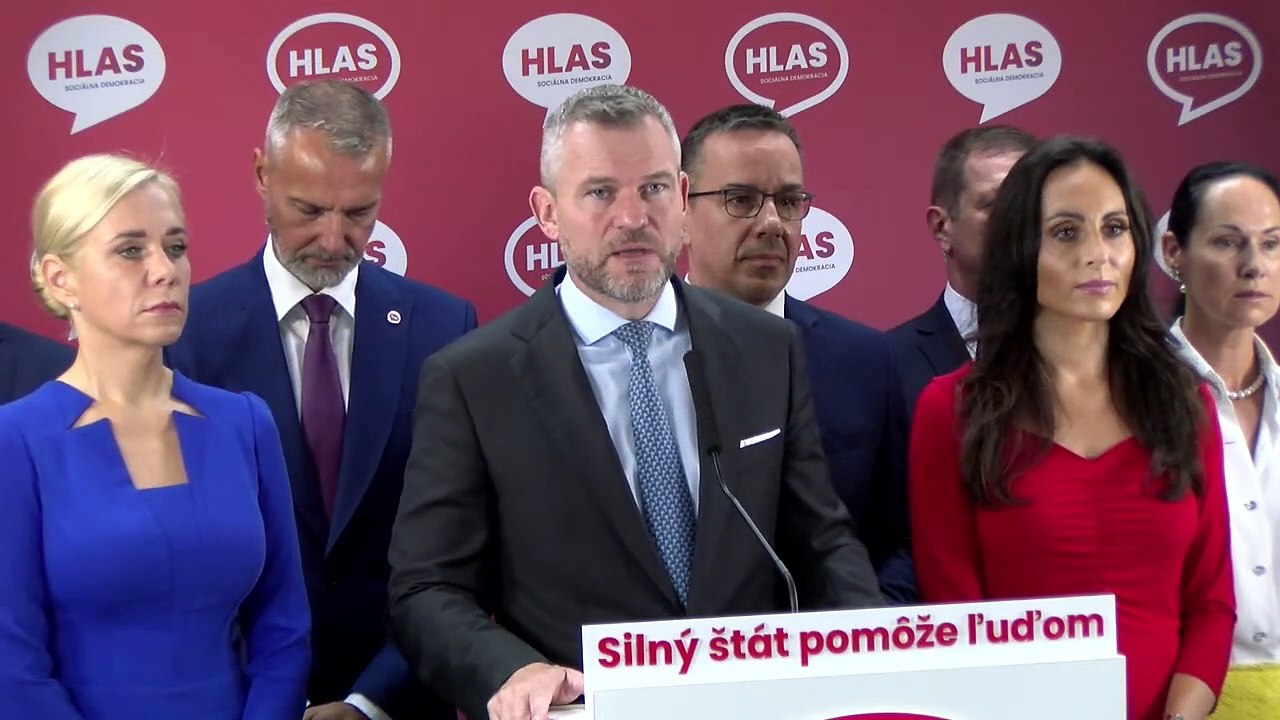 ZÁZNAM: Pellegrini vyzval premiéra, aby riešil migráciu a problémy krajiny