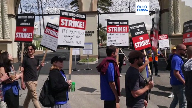 Hollywood, stop allo sciopero degli sceneggiatori: trovato un accordo sul contratto collettivo