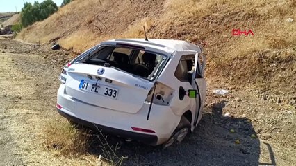 Les voitures qui sont entrées en collision frontale ont été transformées en ferraille : 1 mort, 2 blessés