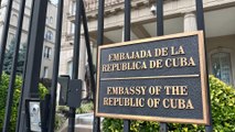 Régimen cubano difundió video del momento en el que atacan a su embajada en Washington DC con bombas molotov