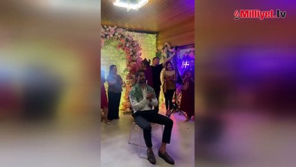 Şarkıcı Melek Mosso ile Serkan Sağdıç nişanlandı