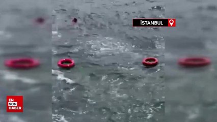 İstanbul’da bir kadın vapurdan düştü:O anlar kayıt altına alındı