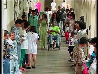 22. Contra Viento y Marea